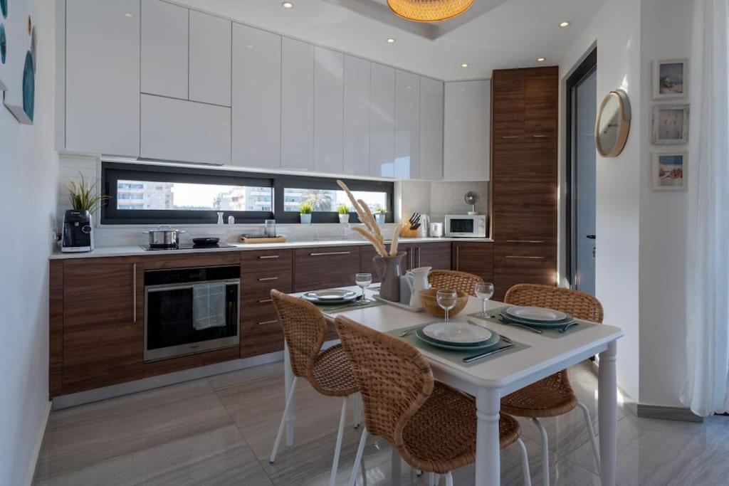 Thalassa 2-Bedroom Apartment In Larnaca Exterior foto
