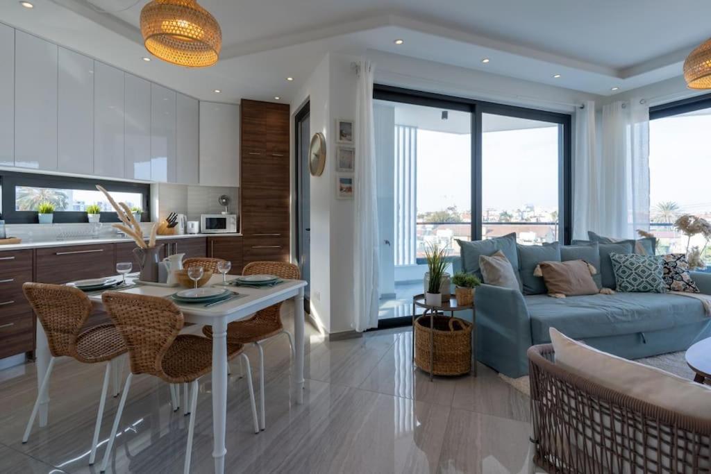 Thalassa 2-Bedroom Apartment In Larnaca Exterior foto